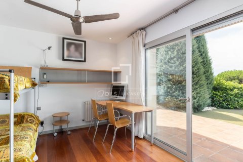 Villa till salu i Sant Vicenc De Montalt, Barcelona, Spanien 6 sovrum, 738 kvm. Nr. 150847 - foto 26