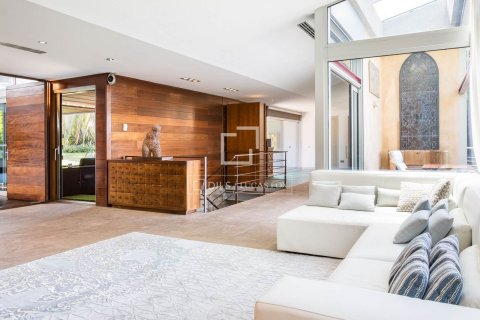 Villa till salu i Sant Vicenc De Montalt, Barcelona, Spanien 6 sovrum, 738 kvm. Nr. 150847 - foto 7