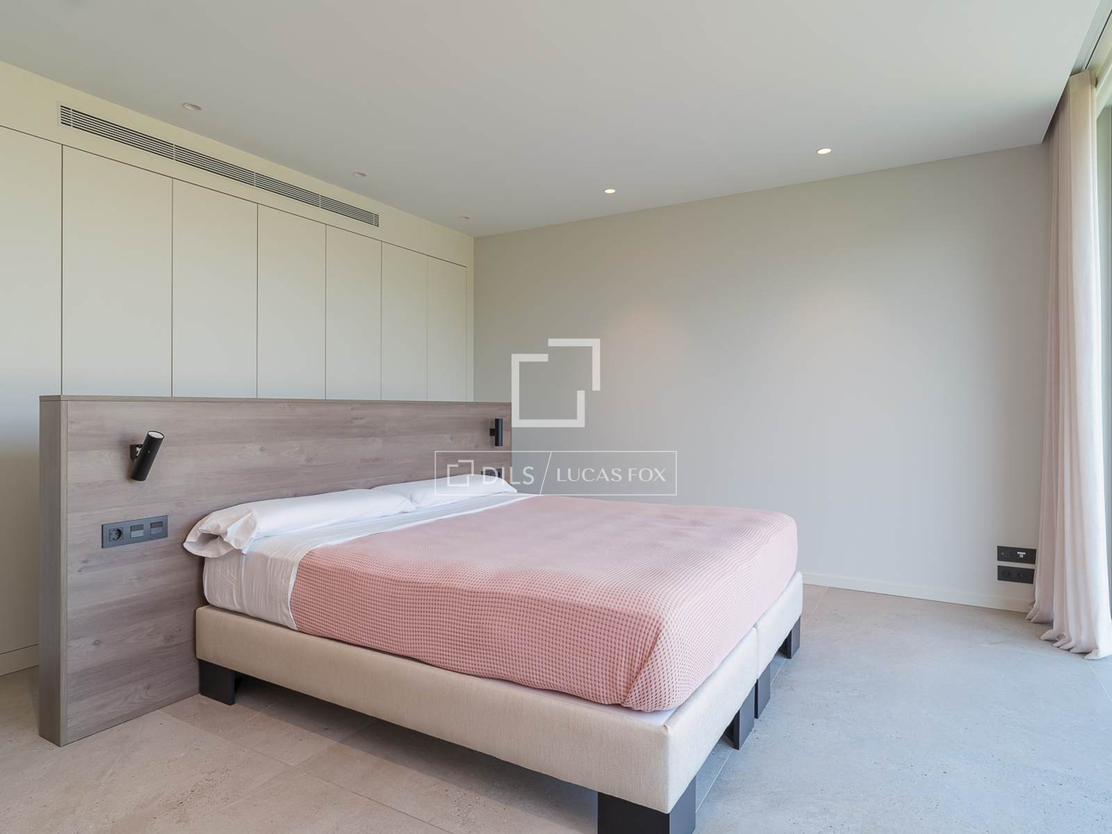 Villa en Vallromanes, Barcelona, España 4 dormitorios, 456 m2 No. 150851