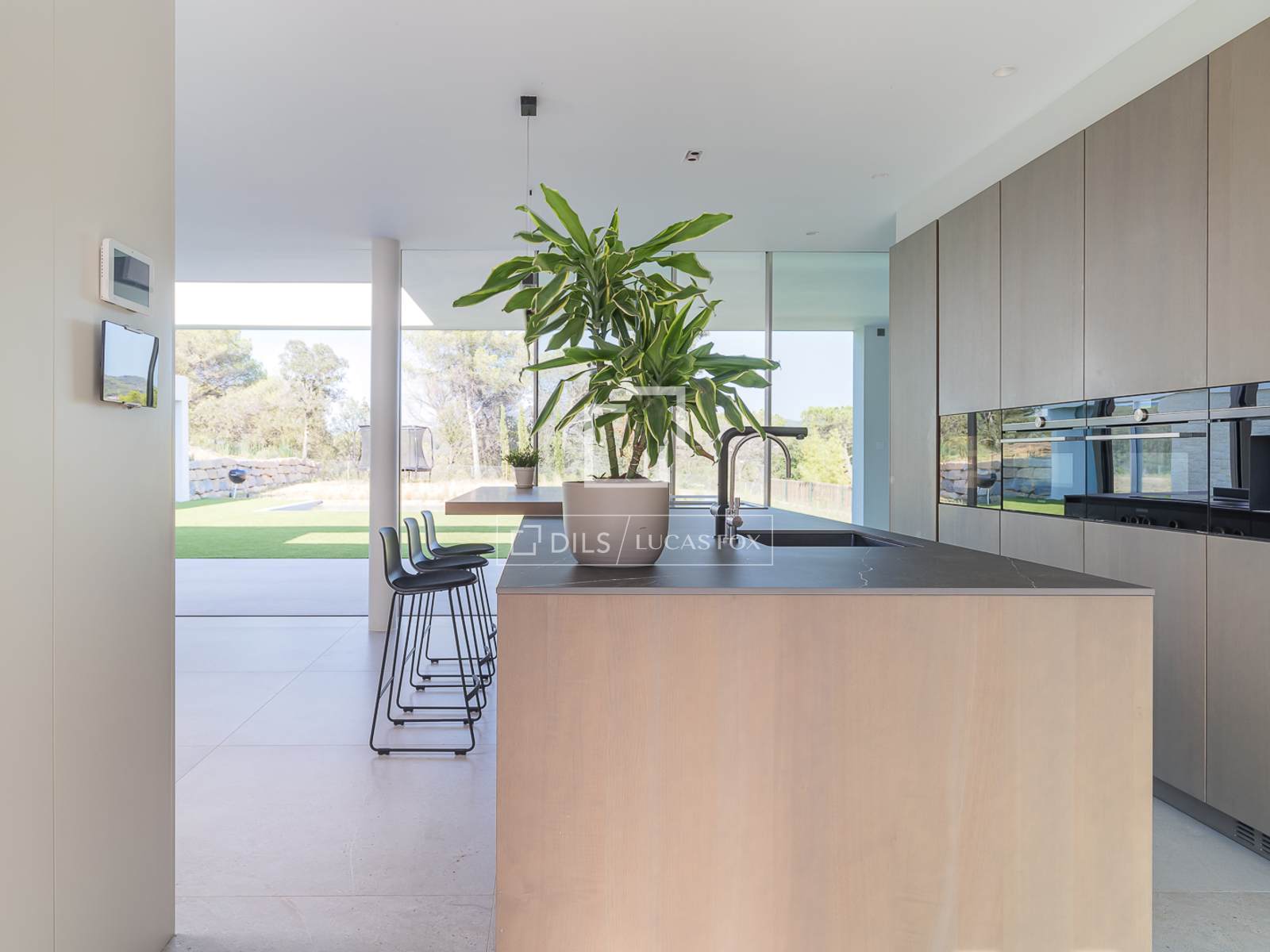 Villa en Vallromanes, Barcelona, España 4 dormitorios, 456 m2 No. 150851