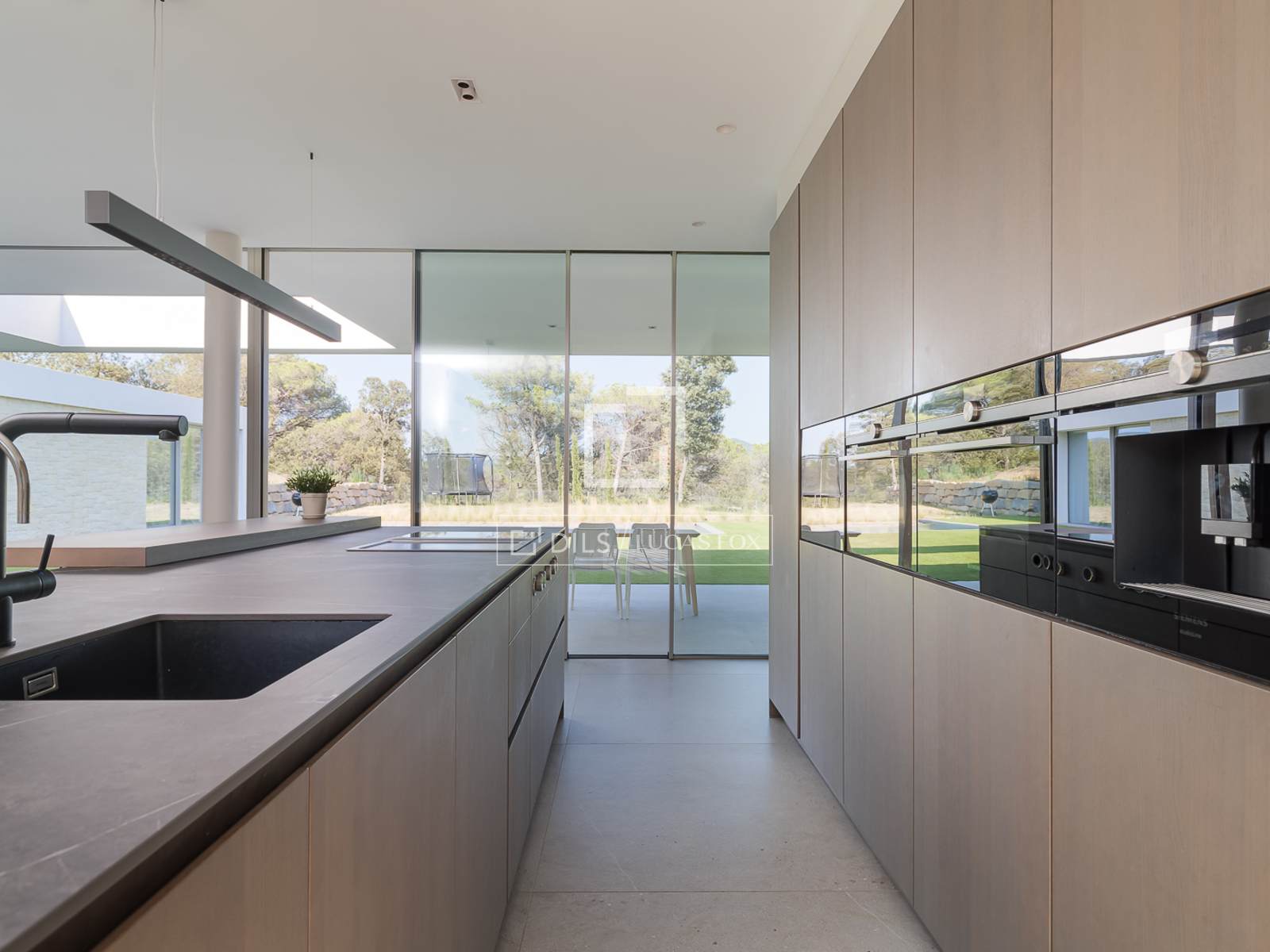 Villa en Vallromanes, Barcelona, España 4 dormitorios, 456 m2 No. 150851