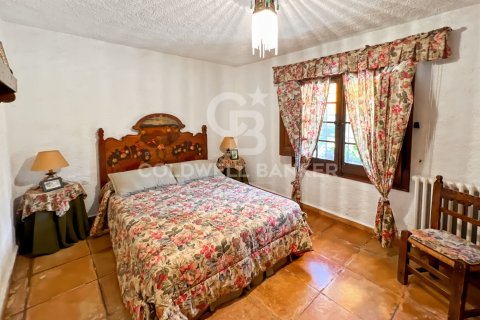 House for sale in Caldes de Malavella, Girona, Spain 5 bedrooms, 500 sq.m. No. 158209 - photo 16