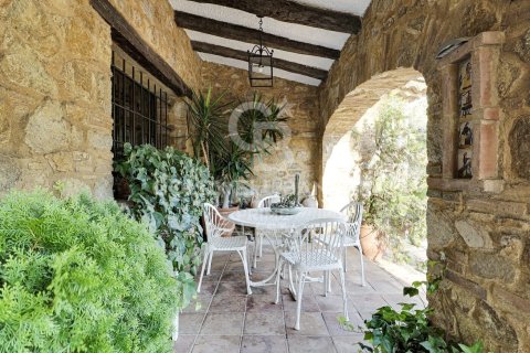 House for sale in Caldes de Malavella, Girona, Spain 5 bedrooms, 500 sq.m. No. 158209 - photo 17