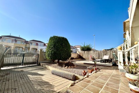 Huoneisto myytävänä Cabo Roig, Alicante, Espanja, 2 makuuhuonetta, 64 m2 No. 196179 - kuva 5