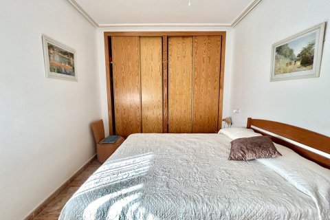 Huoneisto myytävänä Cabo Roig, Alicante, Espanja, 2 makuuhuonetta, 64 m2 No. 196179 - kuva 12