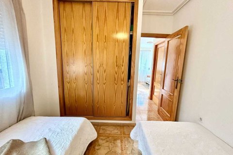 Huoneisto myytävänä Cabo Roig, Alicante, Espanja, 2 makuuhuonetta, 64 m2 No. 196179 - kuva 15