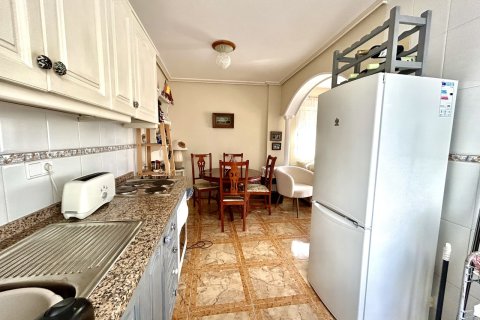 Huoneisto myytävänä Cabo Roig, Alicante, Espanja, 2 makuuhuonetta, 64 m2 No. 196179 - kuva 11