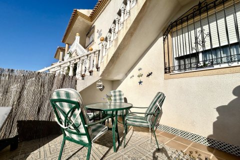 Huoneisto myytävänä Cabo Roig, Alicante, Espanja, 2 makuuhuonetta, 64 m2 No. 196179 - kuva 4