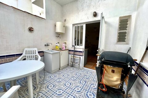 Huoneisto myytävänä Cabo Roig, Alicante, Espanja, 2 makuuhuonetta, 64 m2 No. 196179 - kuva 17