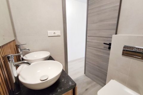 Appartamento in vendita a Torrevieja, Alicante, Spagna 3 camere da letto, 75 mq. N° 196177 - foto 21