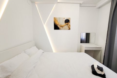 Appartamento in vendita a Torrevieja, Alicante, Spagna 3 camere da letto, 75 mq. N° 196177 - foto 15