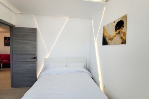 Appartamento in vendita a Torrevieja, Alicante, Spagna 3 camere da letto, 75 mq. N° 196177 - foto 18