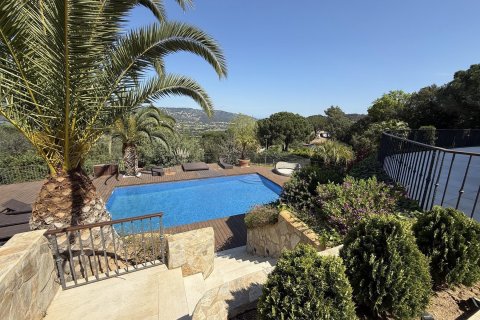 Продажа дома в Санта-Кристина-д'Аро, Герона, Испания 5 спален, 895м2 №140824 - фото 23