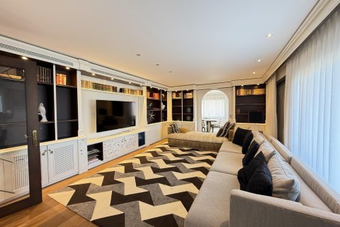 Продажа дома в Санта-Кристина-д'Аро, Герона, Испания 5 спален, 895м2 №140824 - фото 5