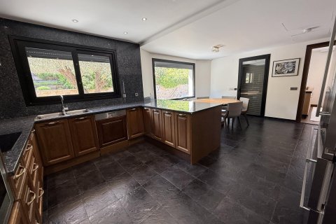 Продажа дома в Санта-Кристина-д'Аро, Герона, Испания 5 спален, 895м2 №140824 - фото 8