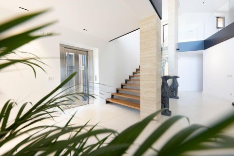 Hus till salu i Sant Feliu de Guixols, Girona, Spanien 6 sovrum, 651 kvm. Nr. 140825 - foto 19