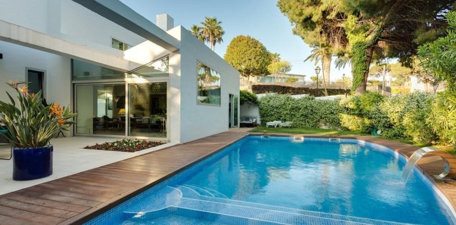 Talo S'Agaro, Girona, Espanja 4 makuuhuonetta,  No. 140823