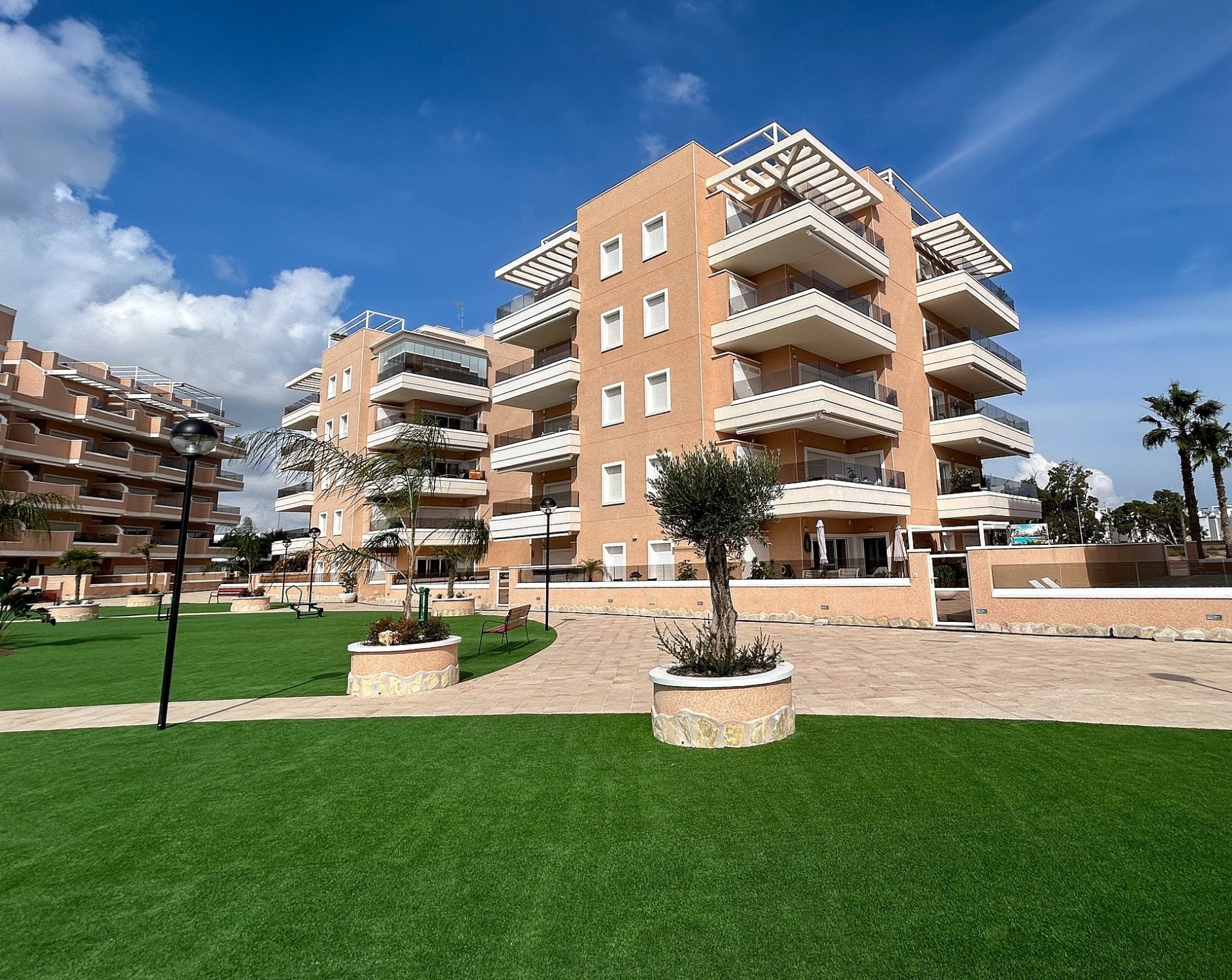 Villa a Guardamar del Segura, Alicante, Spagna 3 camere da letto, 101 mq. N° 144039