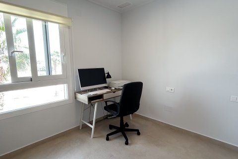 Huvila myytävänä Guardamar del Segura, Alicante, Espanja, 3 makuuhuonetta, 101 m2 No. 144039 - kuva 10