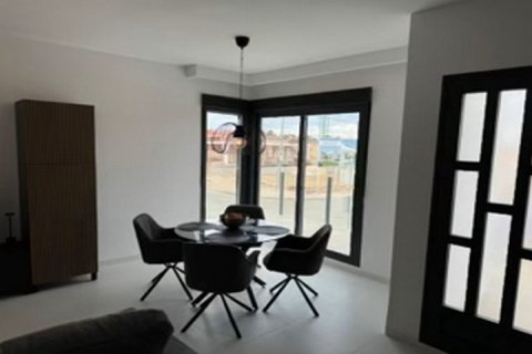 Villa for sale in San Miguel de Salinas, Alicante, Spain 3 bedrooms, 85 sq.m. No. 144038 - photo 4