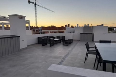 Villa for sale in San Miguel de Salinas, Alicante, Spain 3 bedrooms, 85 sq.m. No. 144038 - photo 13