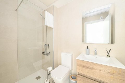 Villa en venta en Pilar de la Horadada, Alicante, España 2 dormitorios, 82 m2 No. 144035 - foto 10