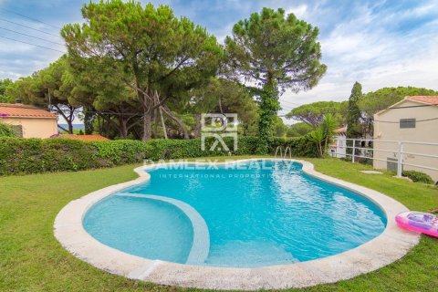 Kamienica w Sant Feliu de Guixols, Girona, Hiszpania 4 sypialnie, 200 mkw. nr 177147 – zdjęcie 15