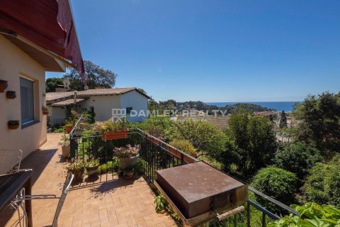 Dom w Lloret de Mar, Girona, Hiszpania 7 sypialni, 454 mkw. nr 177149 – zdjęcie 15
