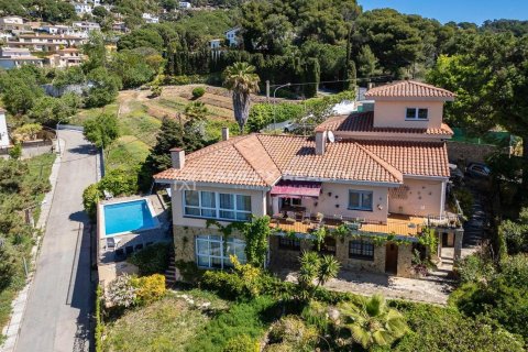 Dom w Lloret de Mar, Girona, Hiszpania 7 sypialni, 454 mkw. nr 177149 – zdjęcie 2