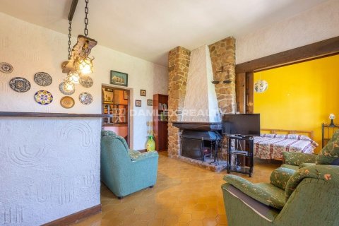 Dom w Lloret de Mar, Girona, Hiszpania 7 sypialni, 454 mkw. nr 177149 – zdjęcie 30