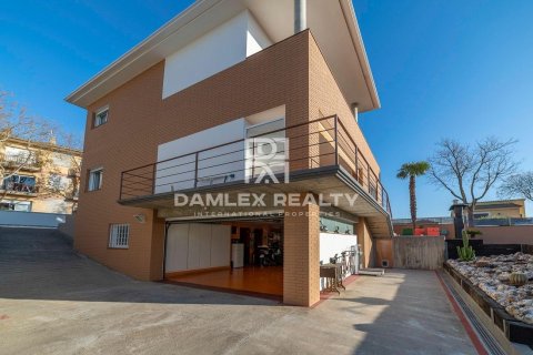 Dom w Platja D'aro, Girona, Hiszpania 5 sypialni, 313 mkw. nr 177152 – zdjęcie 30