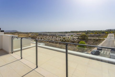 Huvila myytävänä Monforte del Cid, Alicante, Espanja, 3 makuuhuonetta, 125 m2 No. 73250 - kuva 29
