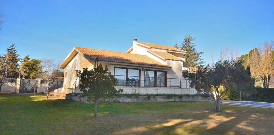 Квартира в Альбасете, Испания 5 спален, 350м2 №168793
