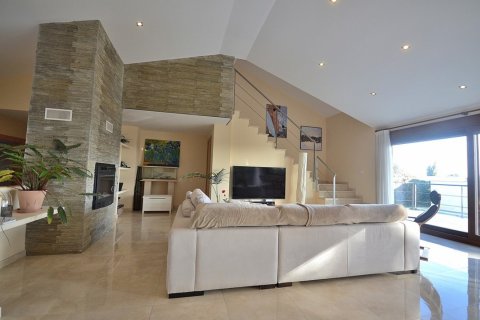 Продажа квартиры в Альбасете, Испания 5 спален, 350м2 №168793 - фото 5