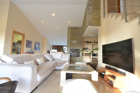 Продажа квартиры в Альбасете, Испания 5 спален, 350м2 №168793 - фото 26