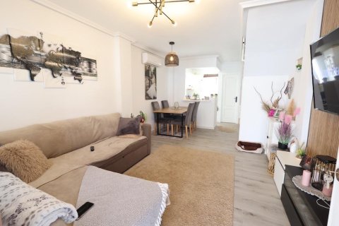 Duplex zum Verkauf in Pilar de la Horadada, Alicante, Spanien 2 Schlafzimmer, 75 m2 Nr. 168794 - Foto 8