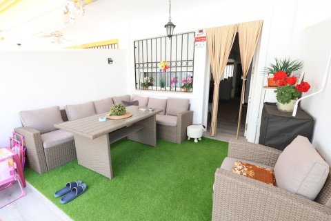 Duplex zum Verkauf in Pilar de la Horadada, Alicante, Spanien 2 Schlafzimmer, 75 m2 Nr. 168794 - Foto 6