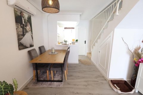 Duplex zum Verkauf in Pilar de la Horadada, Alicante, Spanien 2 Schlafzimmer, 75 m2 Nr. 168794 - Foto 11