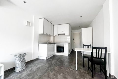 Apartamento en venta en Costa De La Calma, Mallorca, España 1 dormitorio, 40 m2 No. 143530 - foto 2
