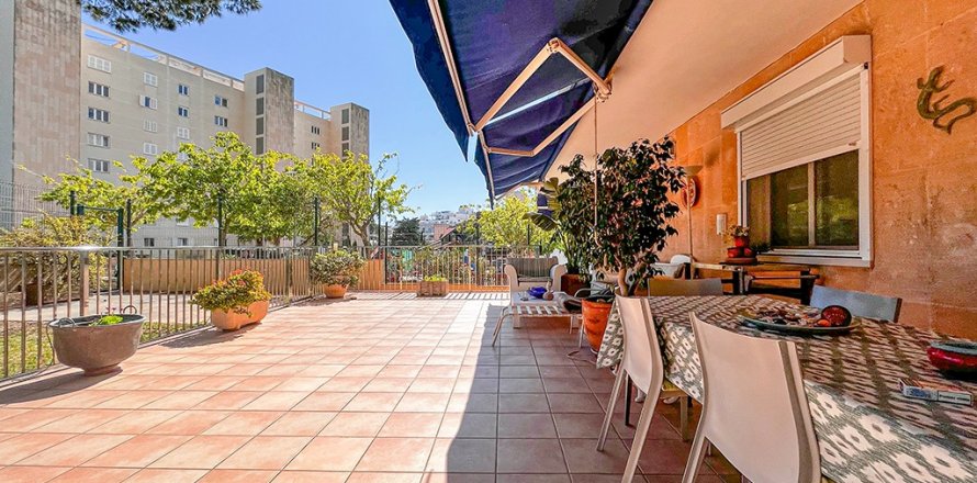 Apartamento en Palmanova, Mallorca, España 3 dormitorios, 120 m2 No. 143531