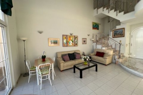 Apartamento en venta Guardamar del Segura, Alicante, España 3 dormitorios, 180 m2 No. 115780 - foto 8