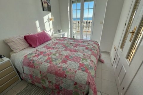 Apartamento en venta Guardamar del Segura, Alicante, España 3 dormitorios, 180 m2 No. 115780 - foto 2