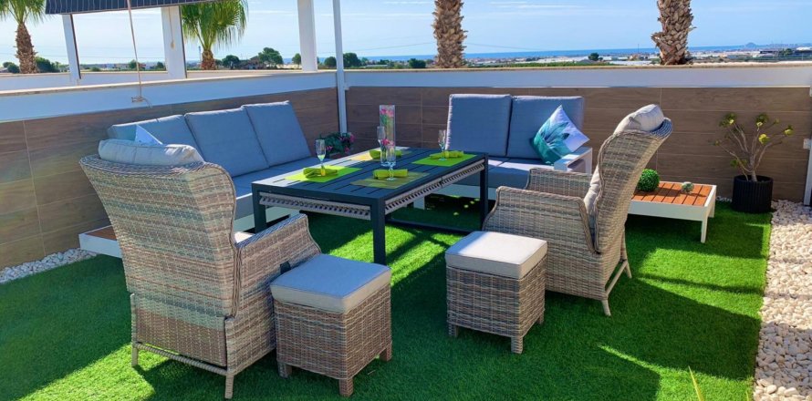 Apartment Pilar de la Horadada, Alicante, Espagne 2 chambres, 81 m2 No. 115591
