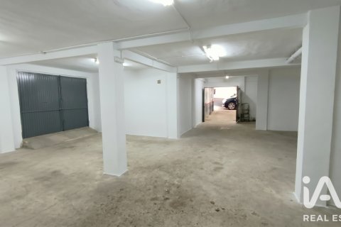 Garage for sale in Madrid, Spain 207 sq.m. No. 187788 - photo 3