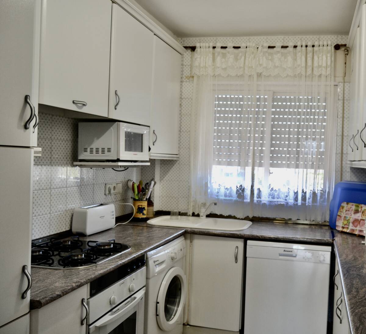 Huoneisto Villajoyosa, Alicante, Espanja 5 makuuhuonetta, 150 m2 No. 192518