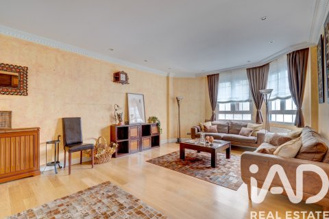 Продажа квартиры в Бильбао, Вискайя, Испания 3 спальни, 99.92м2 №188103 - фото 7