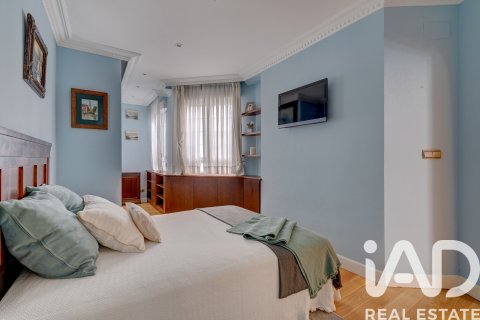 Продажа квартиры в Бильбао, Вискайя, Испания 3 спальни, 99.92м2 №188103 - фото 27