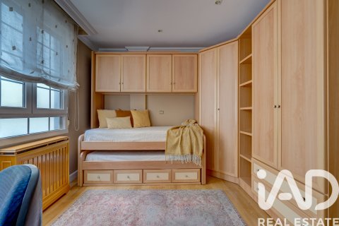 Продажа квартиры в Бильбао, Вискайя, Испания 3 спальни, 99.92м2 №188103 - фото 18