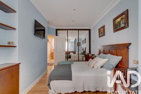 Продажа квартиры в Бильбао, Вискайя, Испания 3 спальни, 99.92м2 №188103 - фото 21