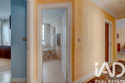Продажа квартиры в Бильбао, Вискайя, Испания 3 спальни, 99.92м2 №188103 - фото 11
